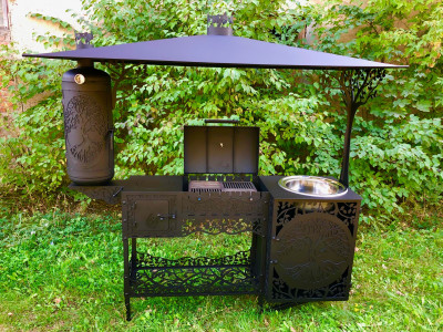 Мангал с мойкой, коптильней и печкой под казан