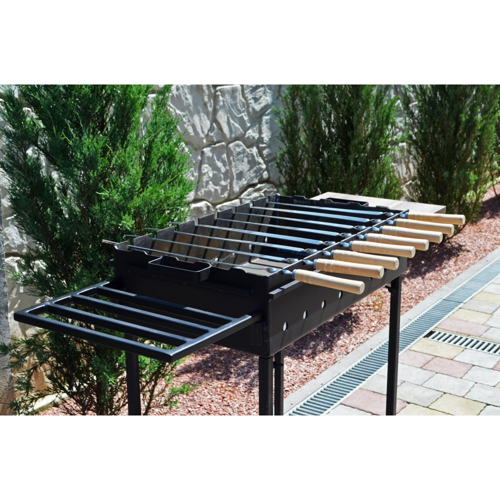 Мангал стаціонарний 3 мм на 12 шампурів з боковими столиками