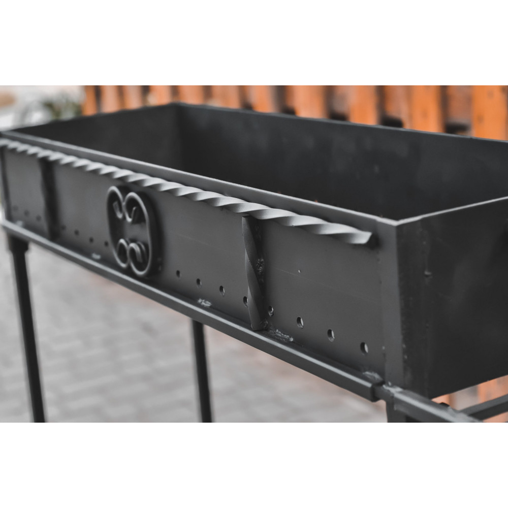 Мангал стаціонарний 4 мм на 12 шампурів на зйомних ніжках та столиком М5