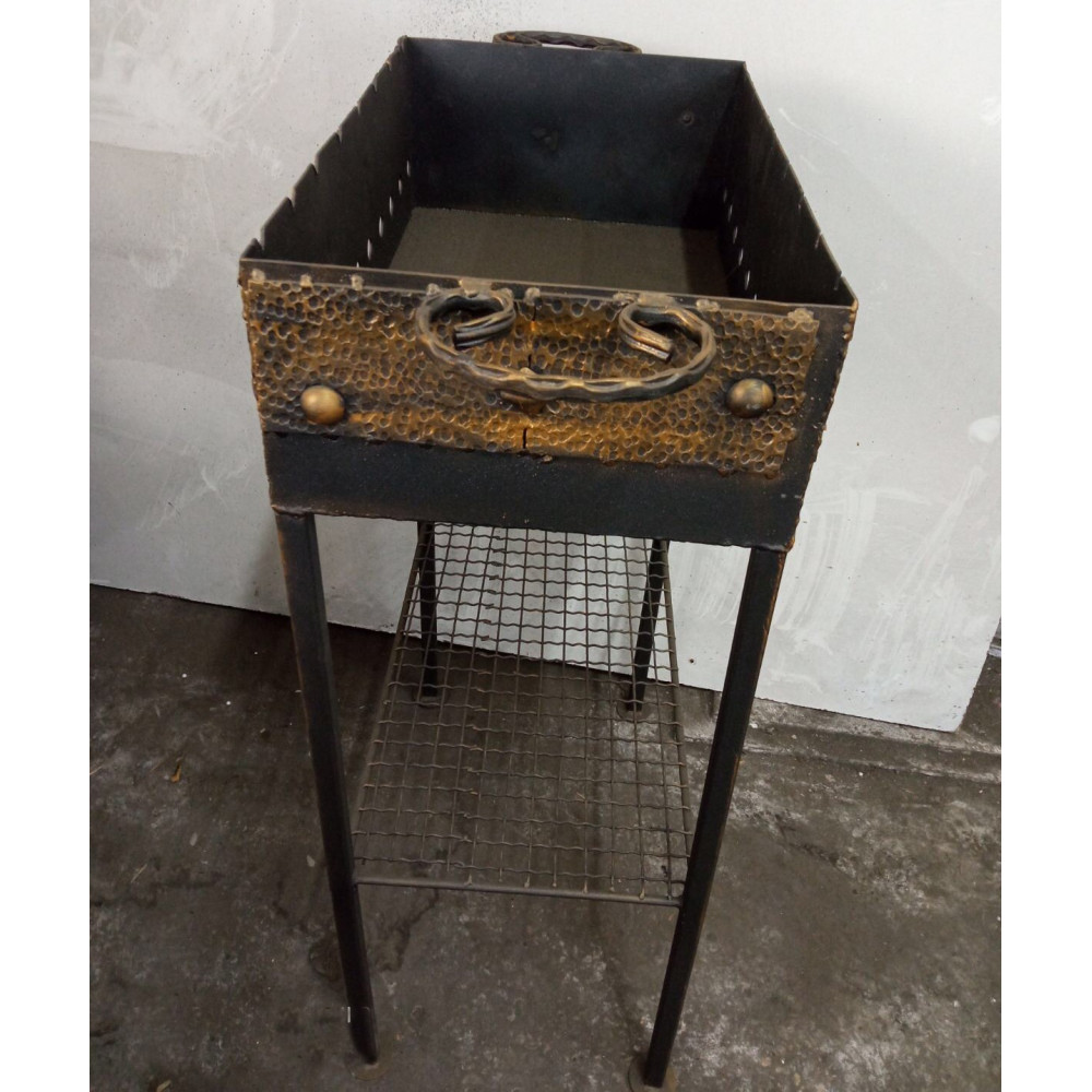 Мангал стаціонарний на 8 шампурів, 2 мм