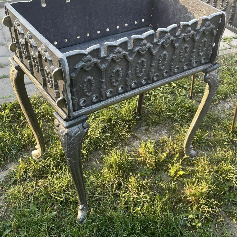 Мангал чавунний на 6 шампурів (розбірний)