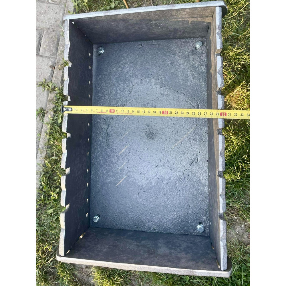 Мангал чавунний на 6 шампурів (розбірний)