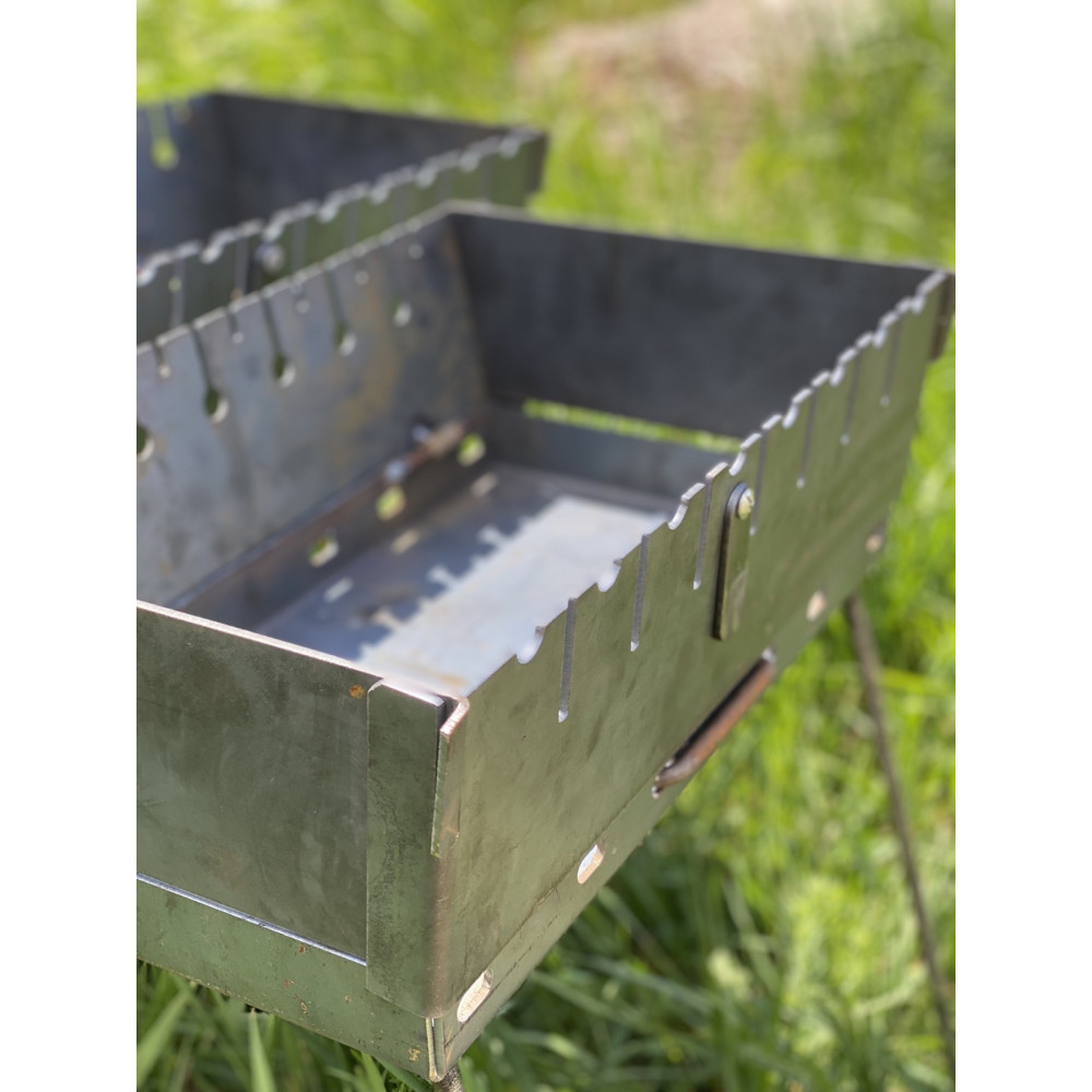 Мангал-чемодан 3 мм на 10 шампурів