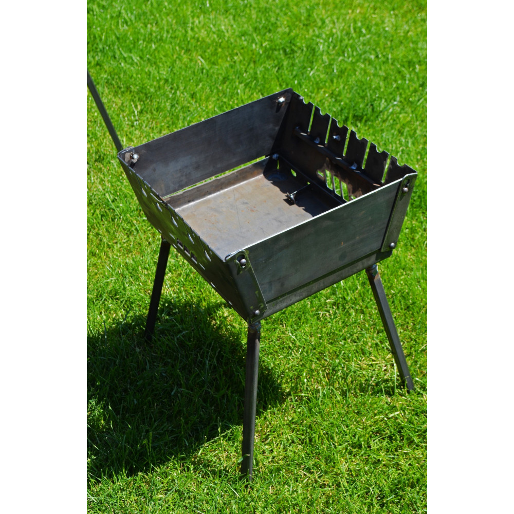 Мангал-чемодан на 6 шампурів