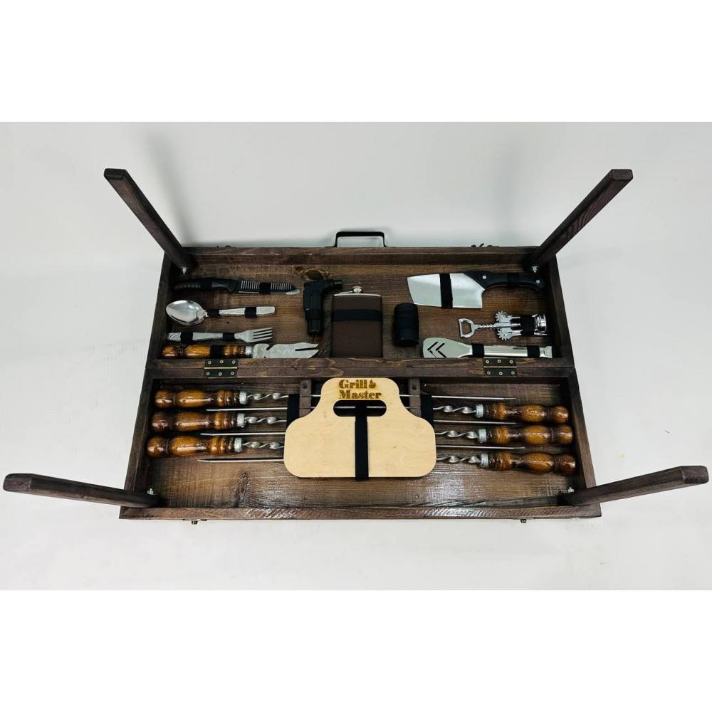 Набір шампурів подарунковий у кейсі-столику (7620)