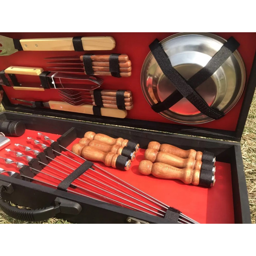 Набір шампурів у подарунковому кейсі (Р-008)