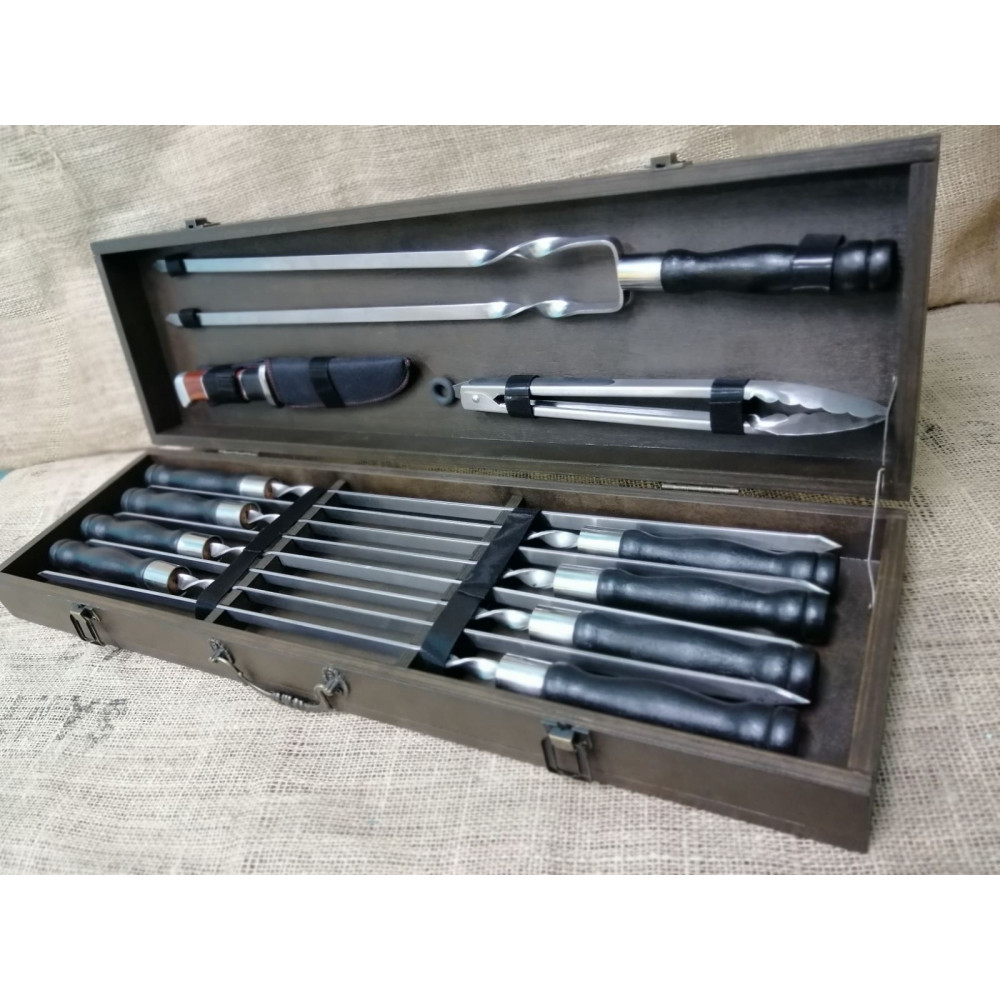 Подарочный набор шампуров и аксессуаров для барбекю Brown-Medium2