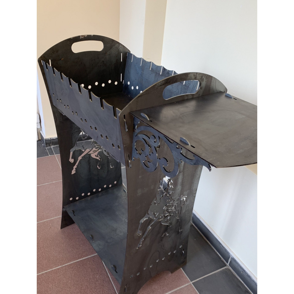 Розбірний мангал на 8 шампурів зі столиком