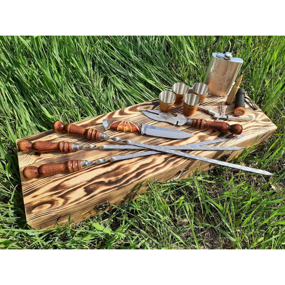 Шампура  КИЗЛЯР подарунковий у дерев'яному кейсі (2028)