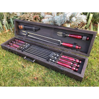 Шампура INDIGO у дерев'яному кейсі.