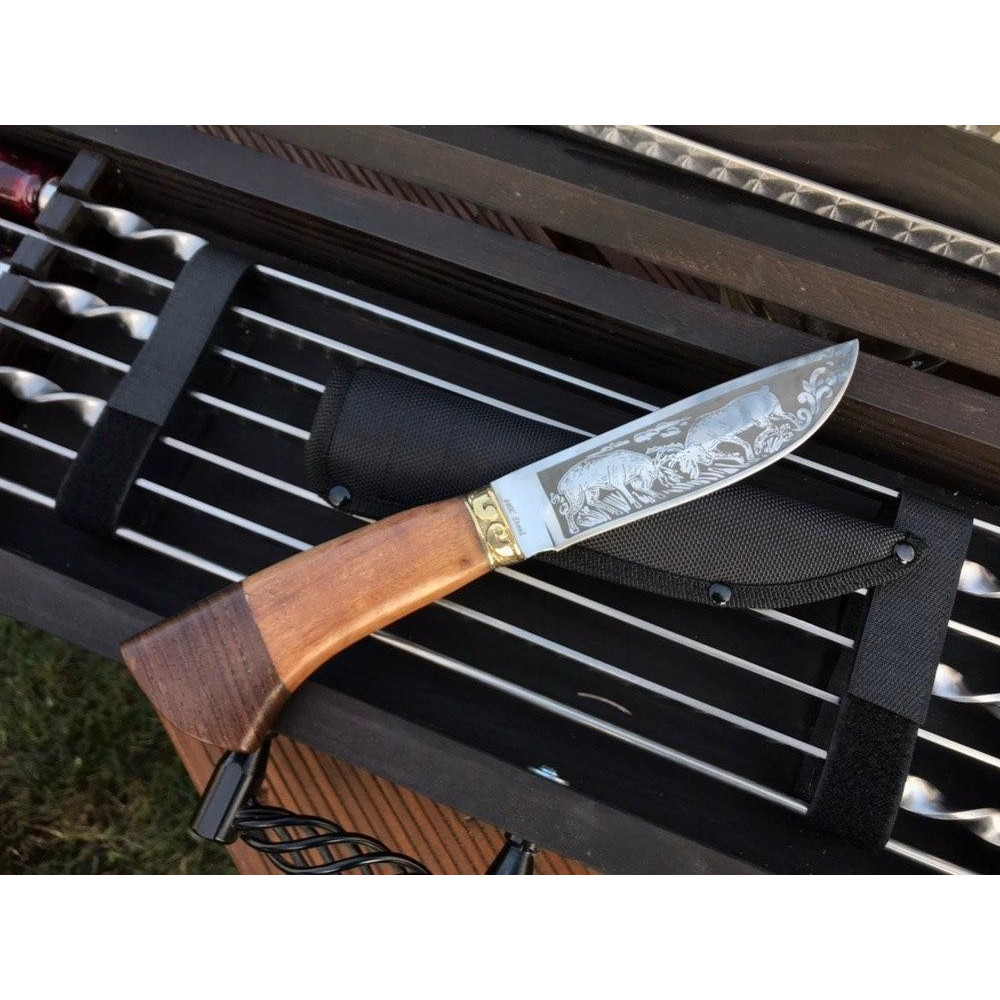 Шампура INDIGO у дерев'яному кейсі.