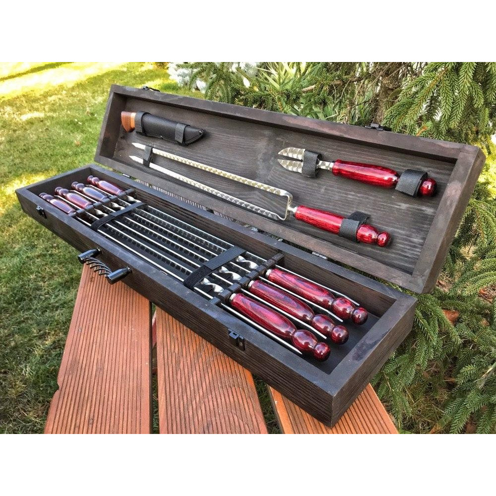 Шампура INDIGO у дерев'яному кейсі.