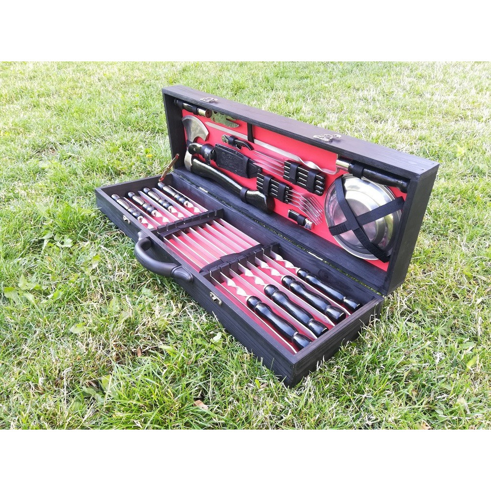 Шампура MASTER BLACK в дерев'яному кейсі 