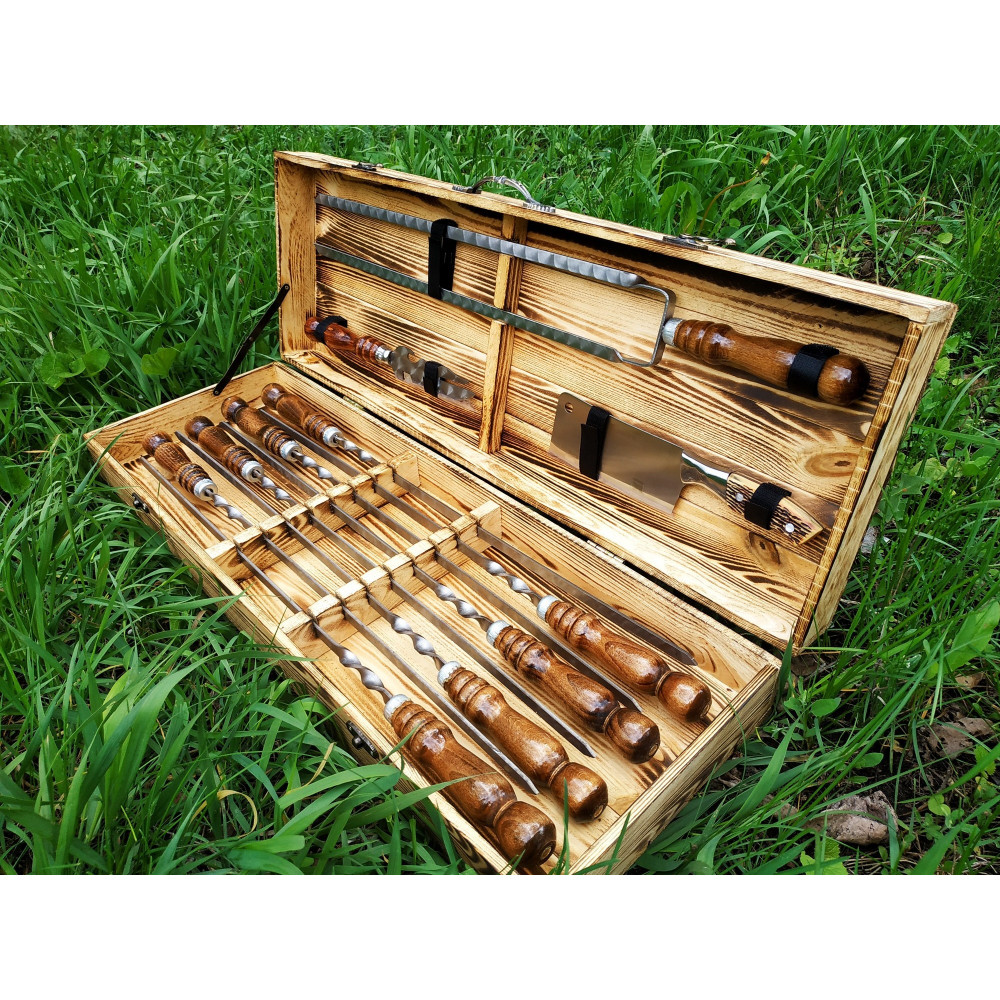 Шампура у дерев'яному кейсі (2012)