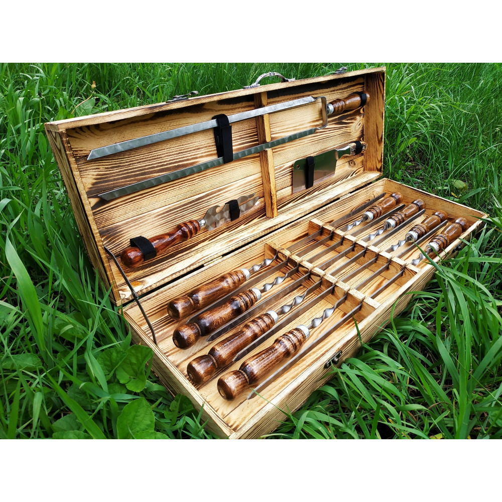 Шампура у дерев'яному кейсі (2012)