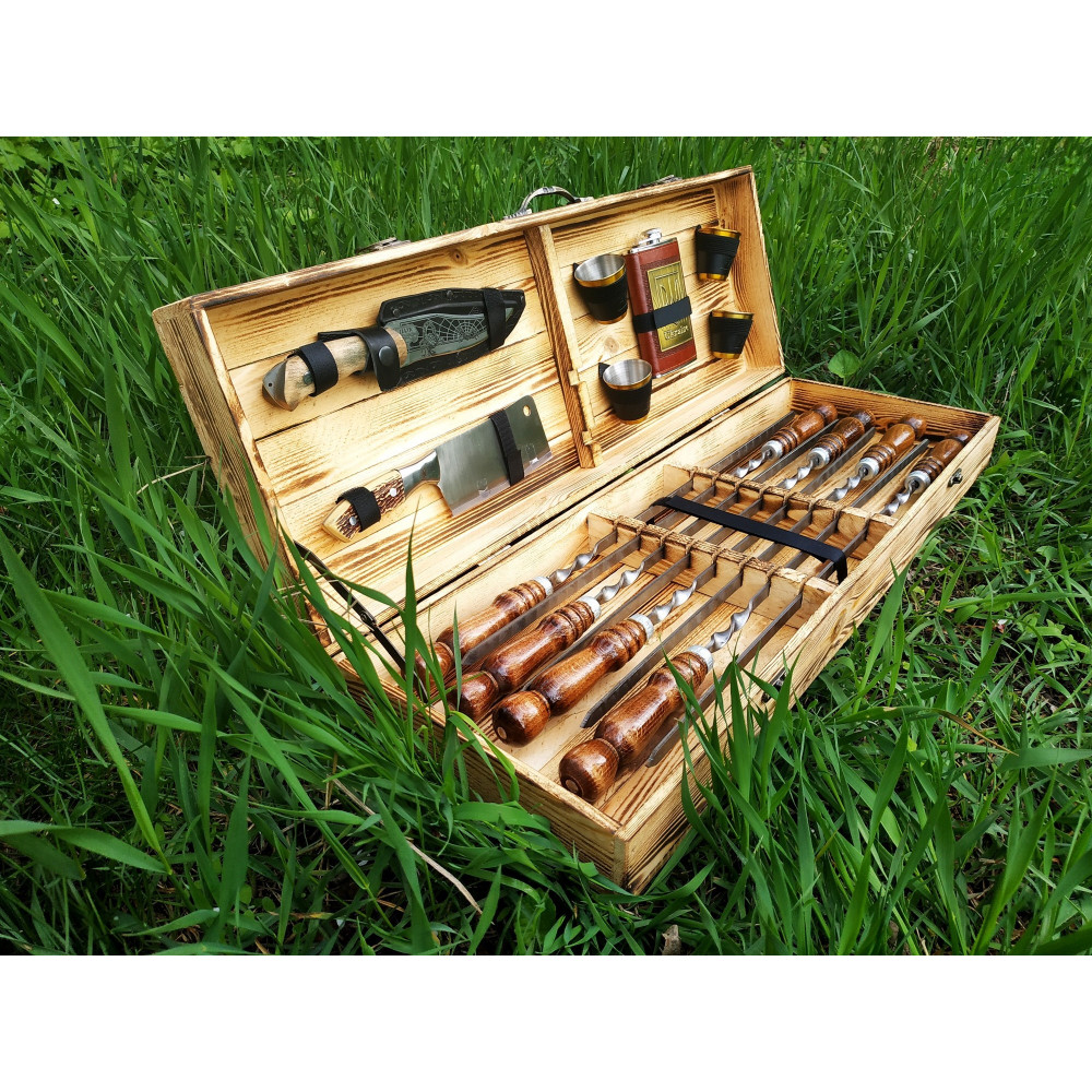 Шампура у дерев'яному кейсі (2025)