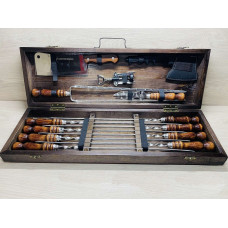 Шампура у дерев'яному кейсі (7786)