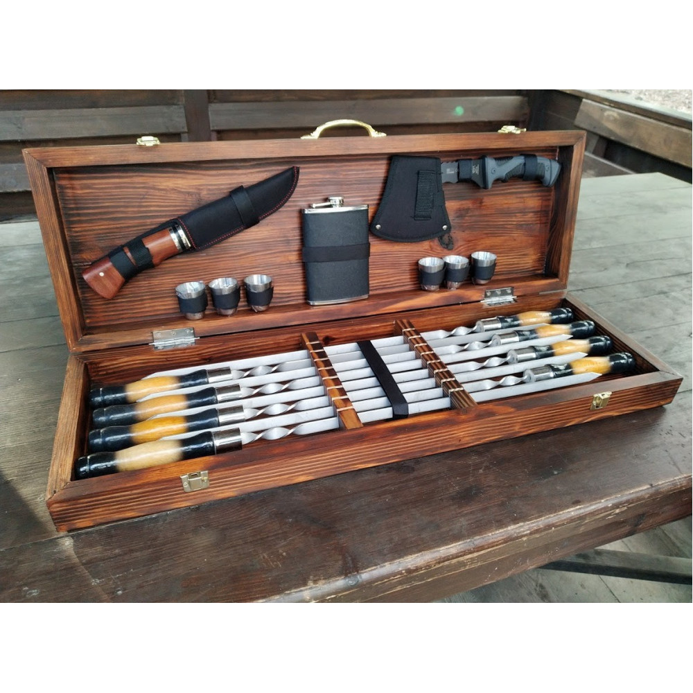 Шампура у дерев'яному кейсі №10