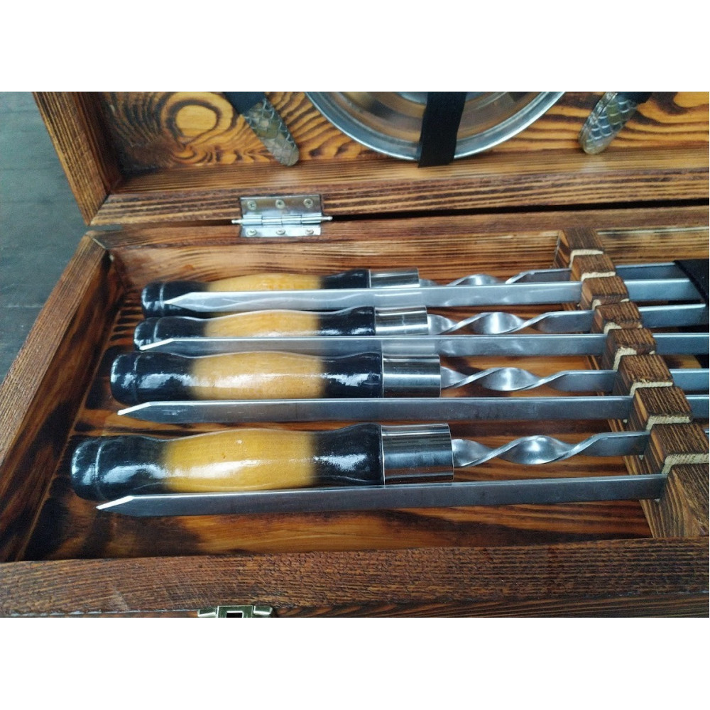 Шампура у дерев'яному кейсі №4