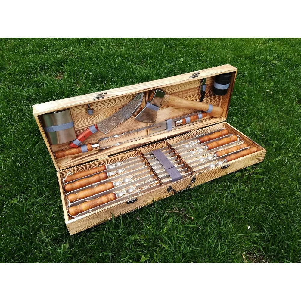 Шампура в подарунковому дерев'яномк кейсі(М-003)