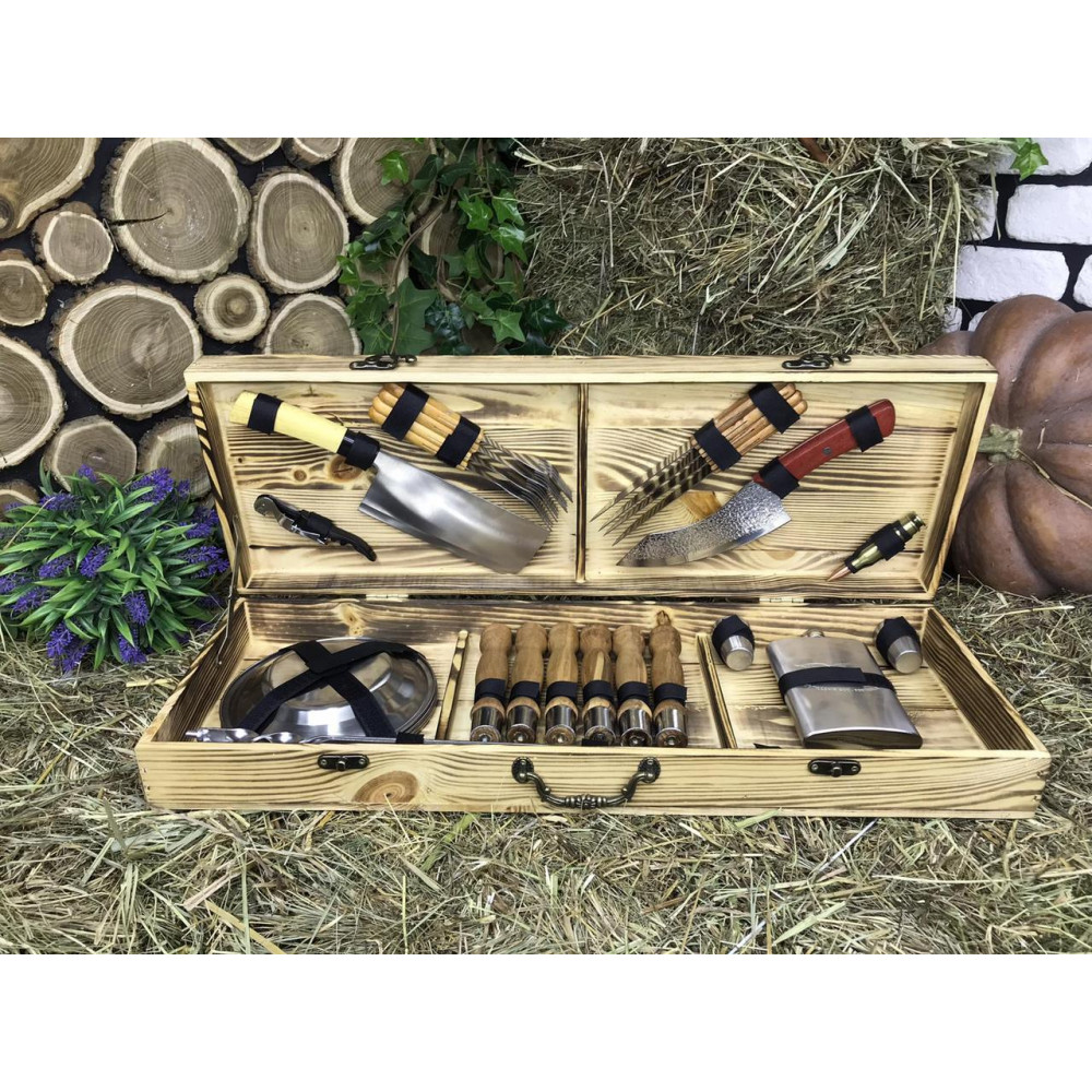 Шампура у подарунковому кейсі (Р-002)