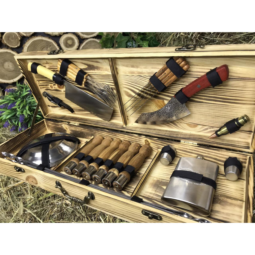 Шампура у подарунковому кейсі (Р-002)