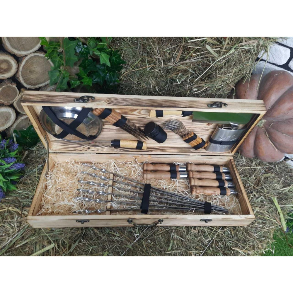 Шампура у подарунковому кейсі (Р-003)