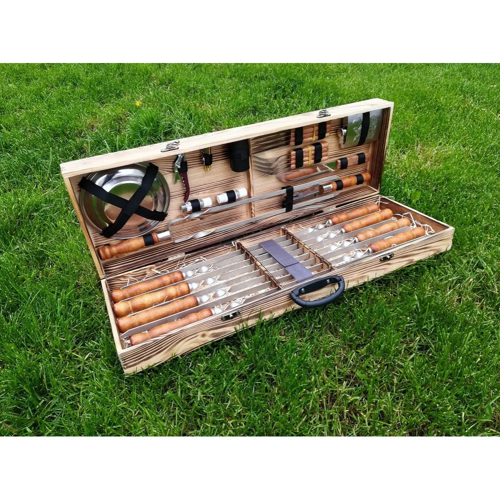 Шампура та аксесуарів у дерев'яному кейсі (013 NEW)