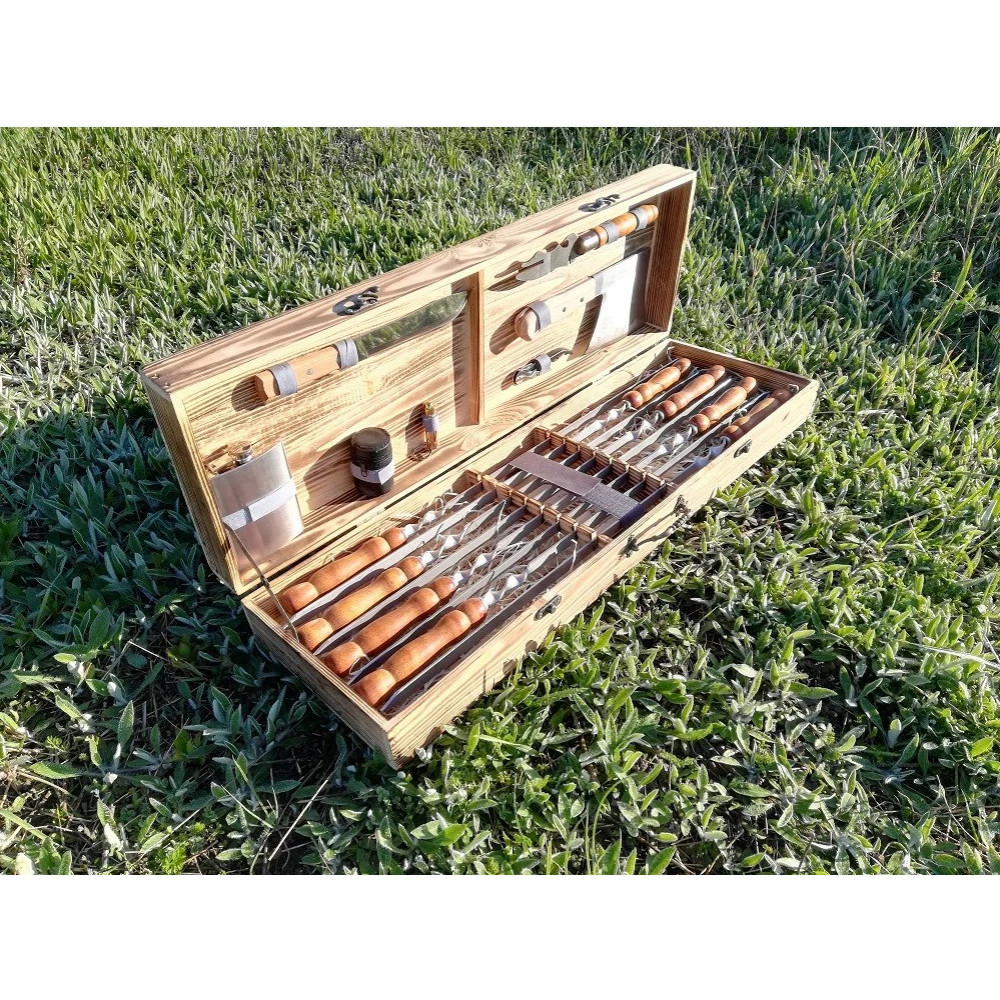 Шампура подарочный в деревянном кейсе (М-020)