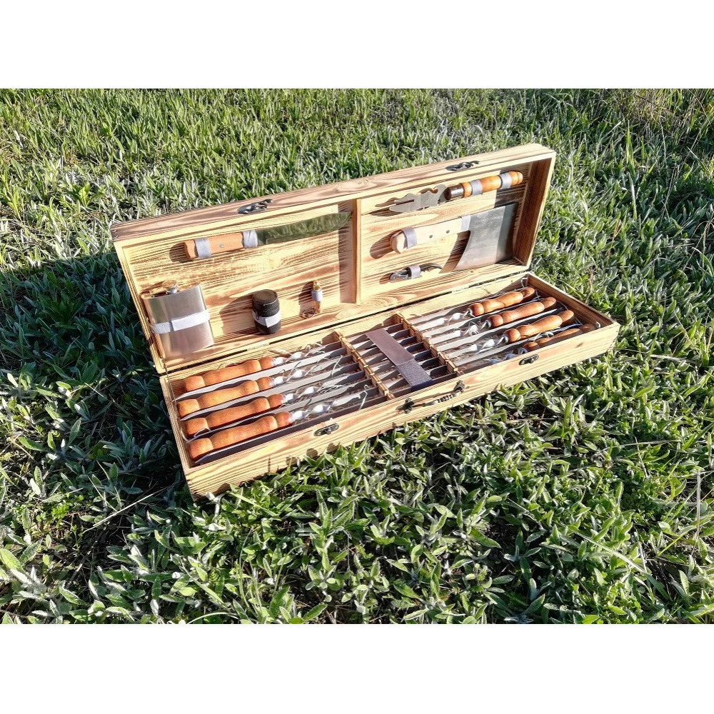 Шампура подарочный в деревянном кейсе (М-020)