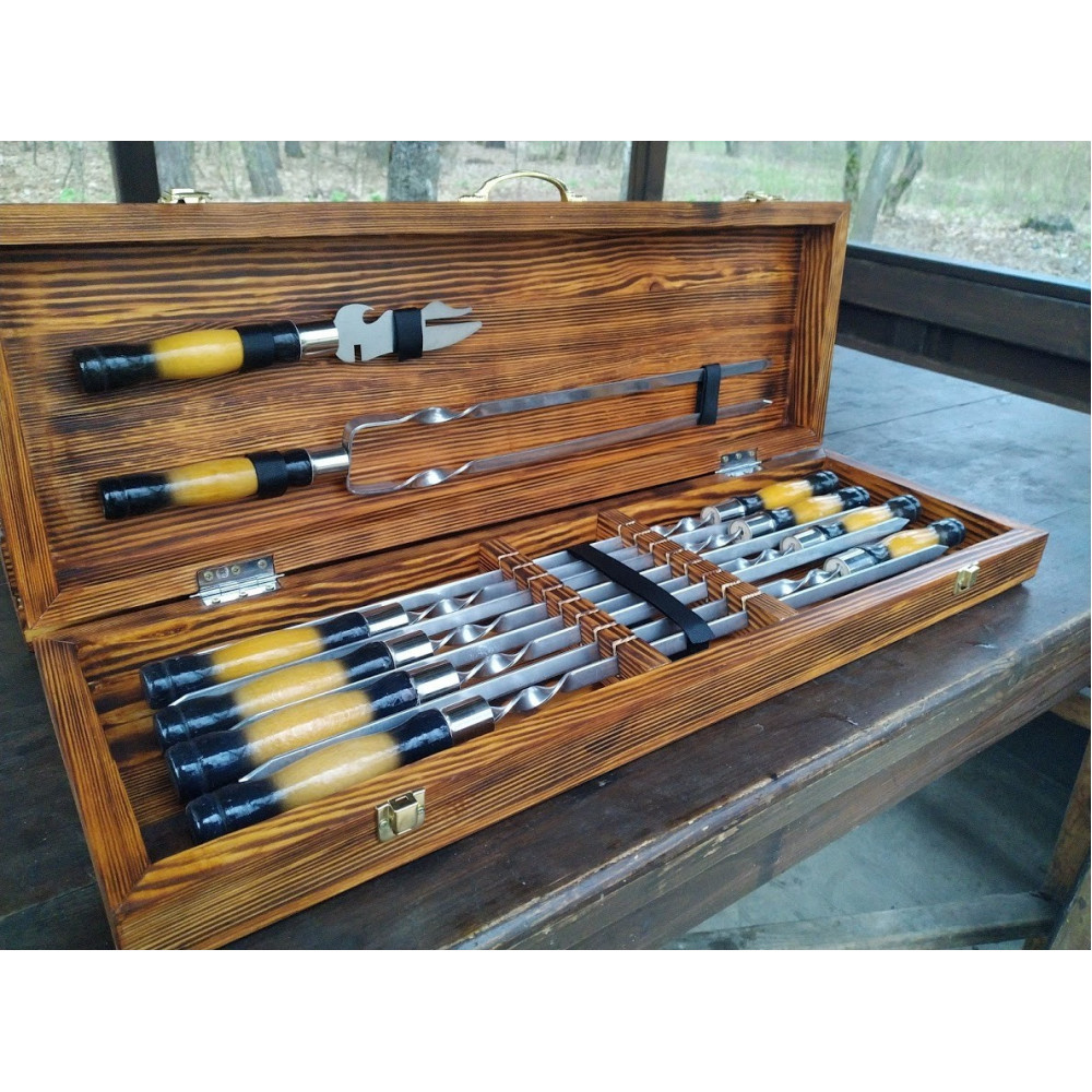 Шампура у дерев'яному кейсі №1