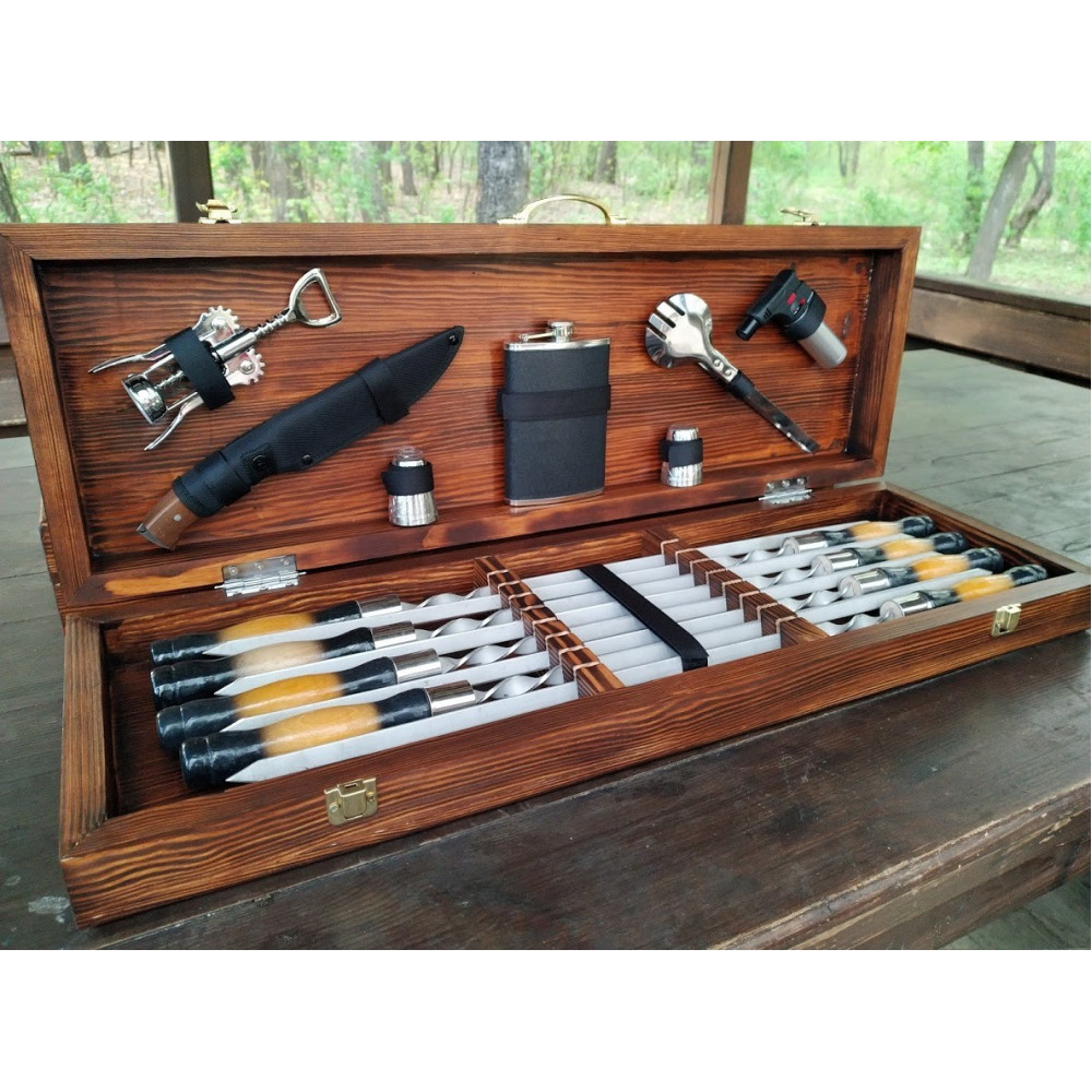 Шампура у дерев'яному кейсі №11