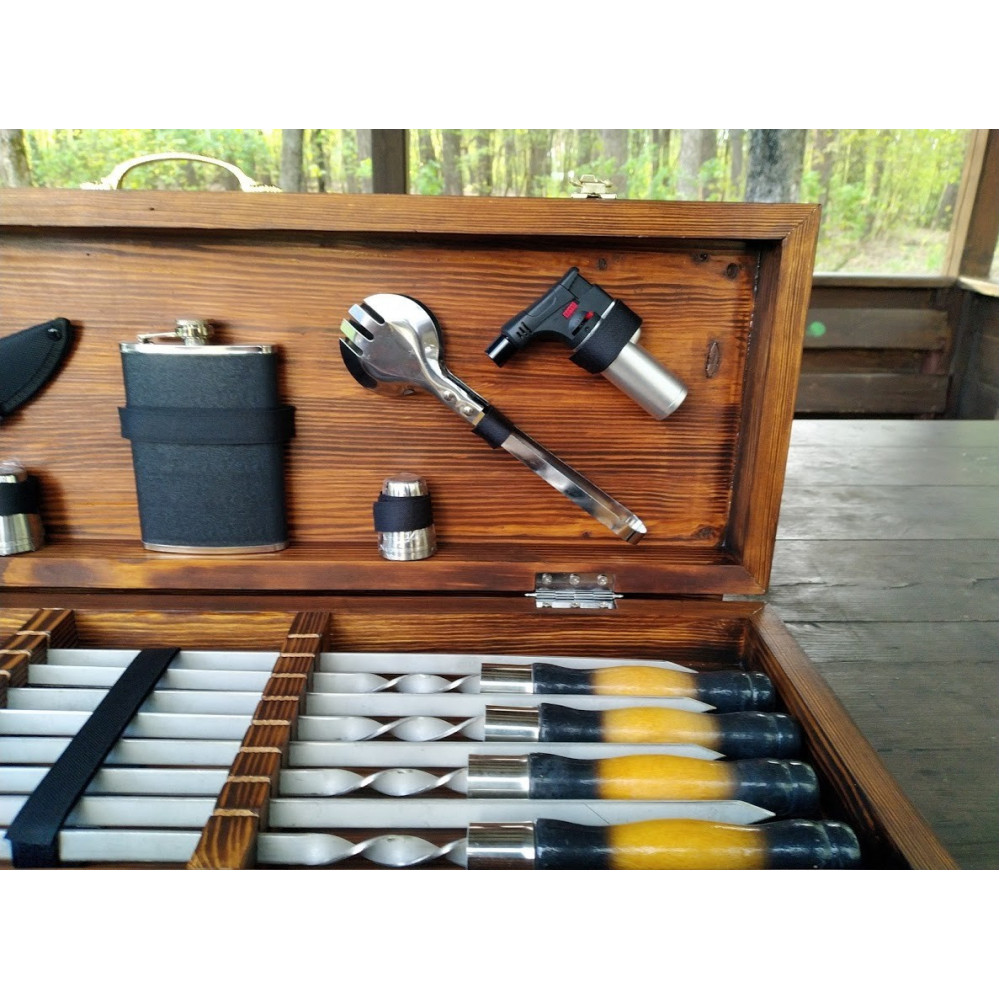 Шампура у дерев'яному кейсі №11